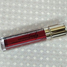 Load image into Gallery viewer, Pretty Pout Liquid Lipstick (SALE: JM $1,450/ WAS JM $2,200)