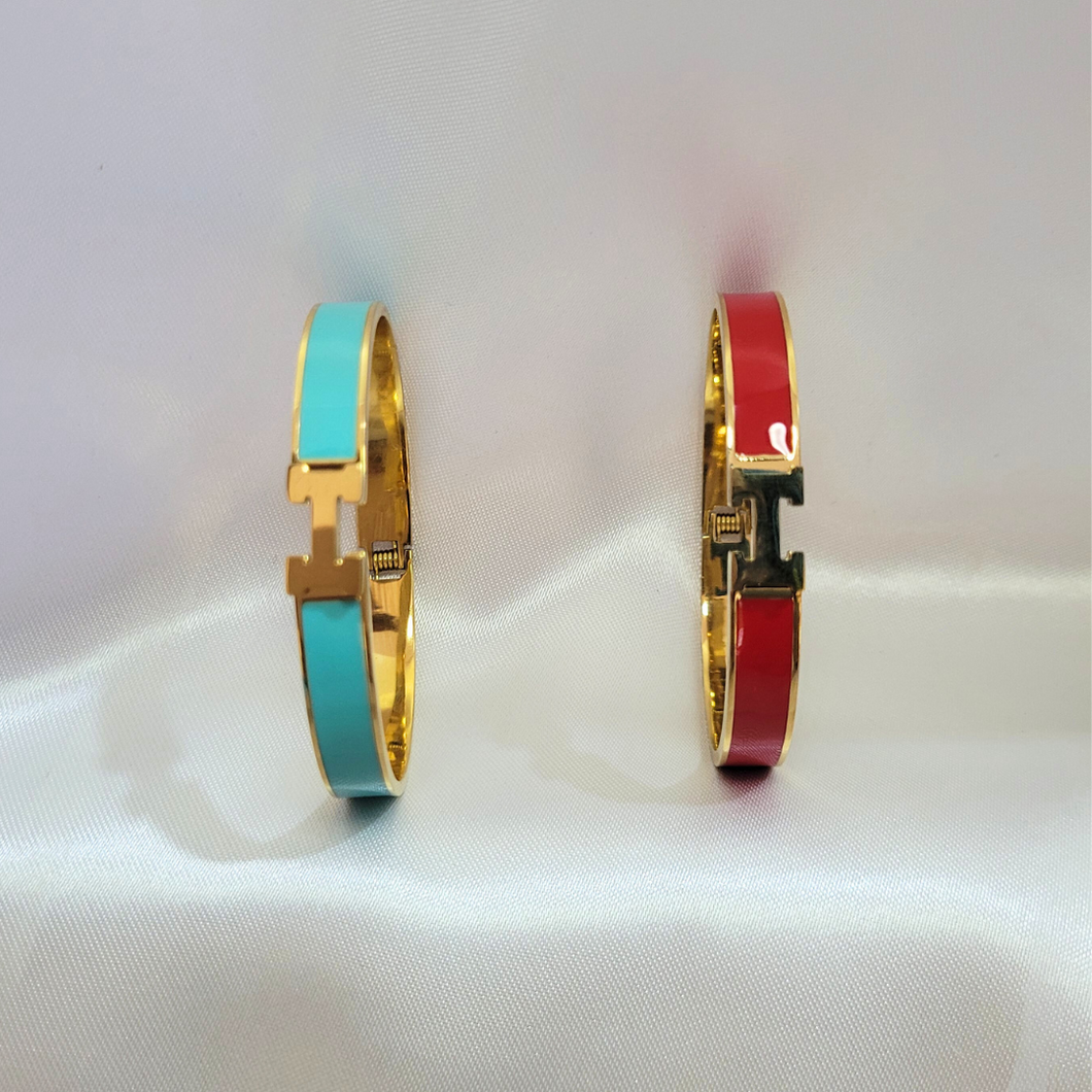 Luxury H Statement Bracelet- Style002 (JM $3,600)