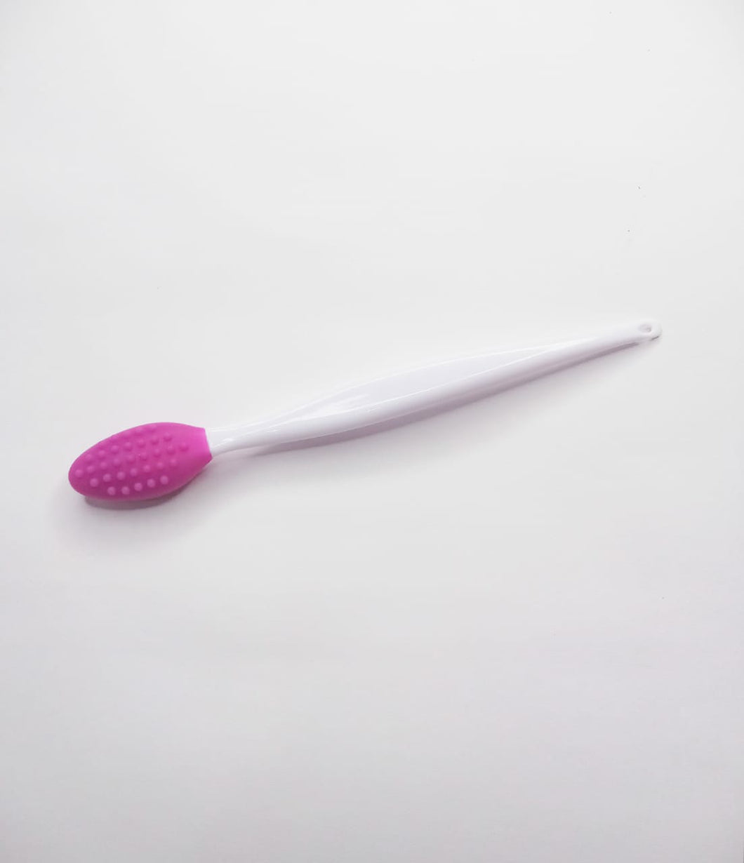 Exfoliating Lip Brush ($380 JMD)