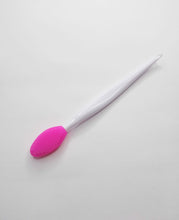 Load image into Gallery viewer, Exfoliating Lip Brush ($380 JMD)
